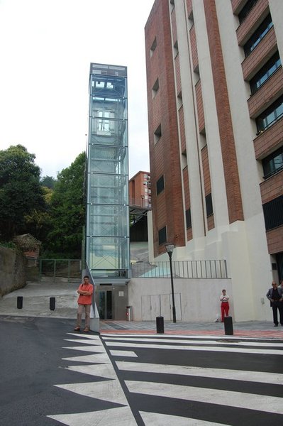 271013_219428514759430_119563901412559_530685_3251609_n